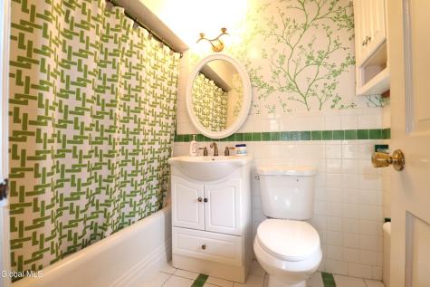 2132 Niskayuna Drive Niskayuna NY 12309
