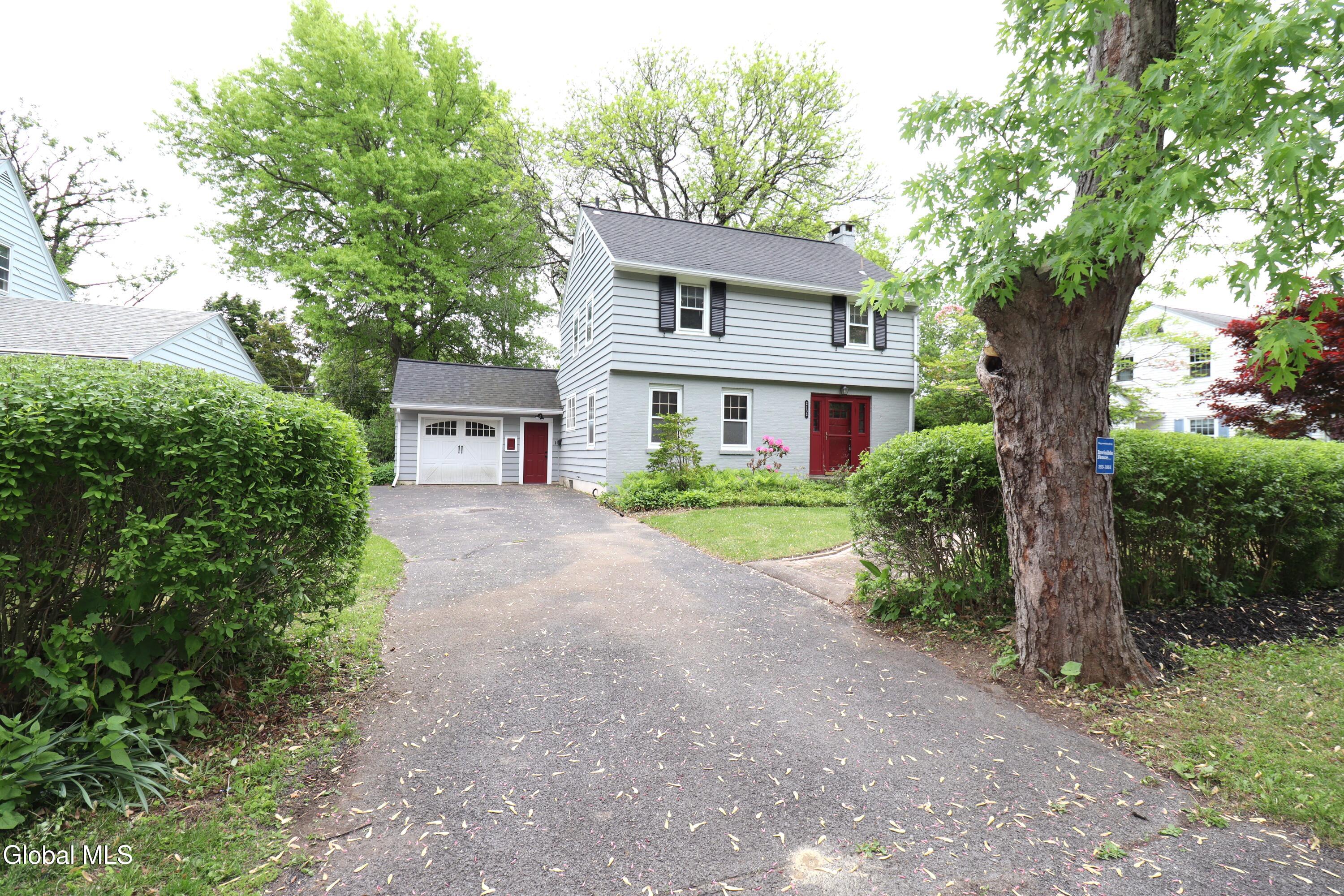 2132 Niskayuna Drive Niskayuna NY 12309