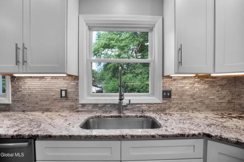 846 Northumberland Drive Schenectady NY 12309