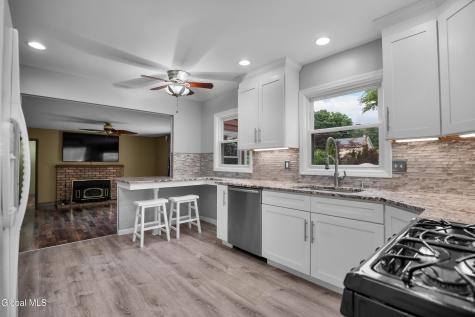 846 Northumberland Drive Schenectady NY 12309