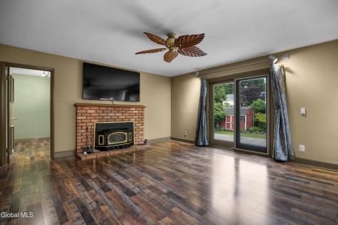 846 Northumberland Drive Schenectady NY 12309