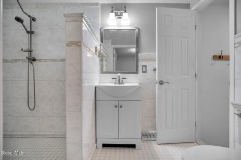 846 Northumberland Drive Schenectady NY 12309