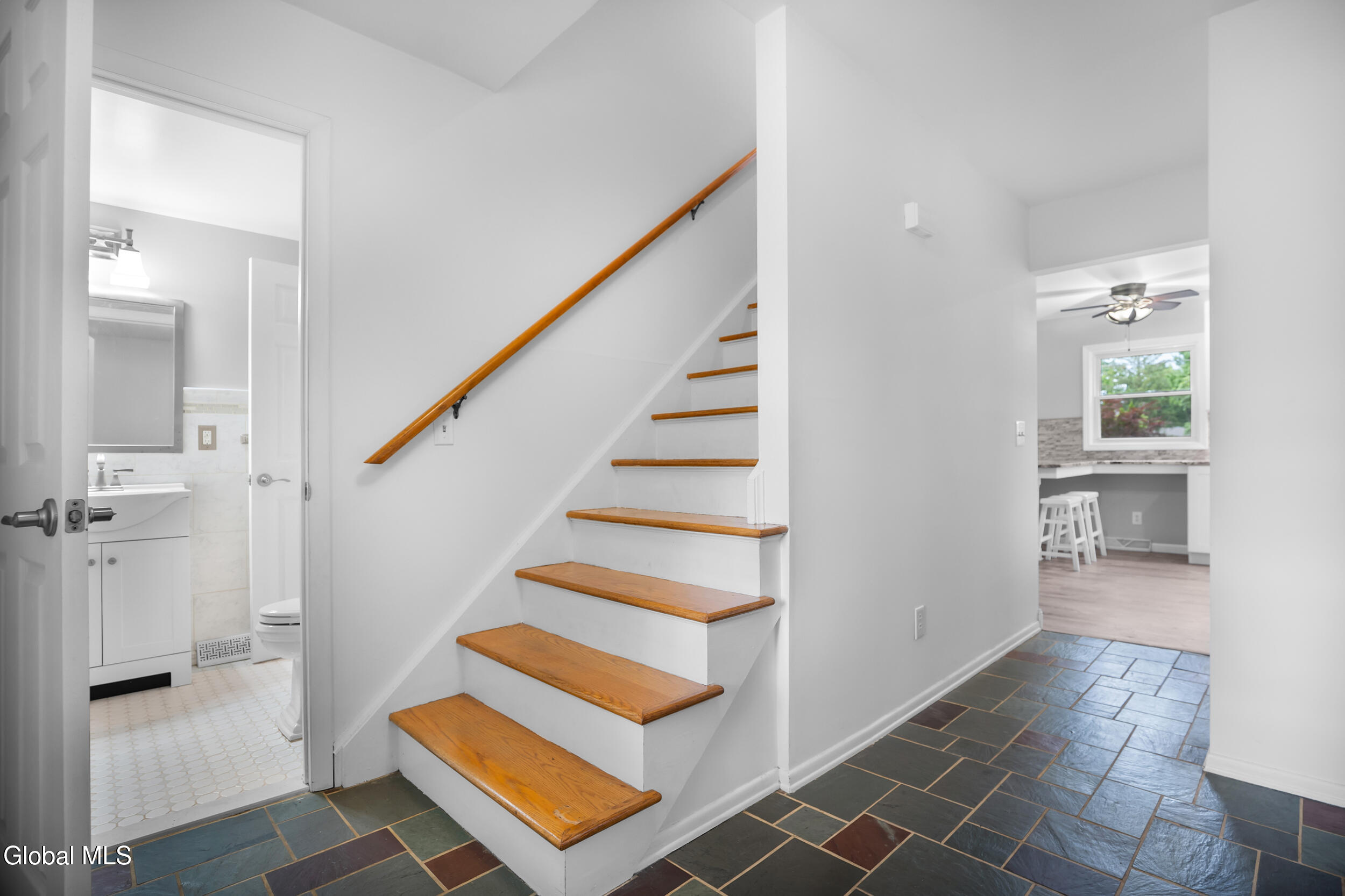 846 Northumberland Drive Schenectady NY 12309