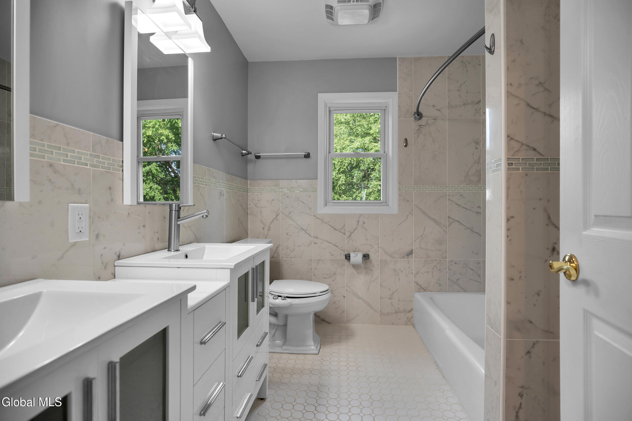 846 Northumberland Drive Schenectady NY 12309
