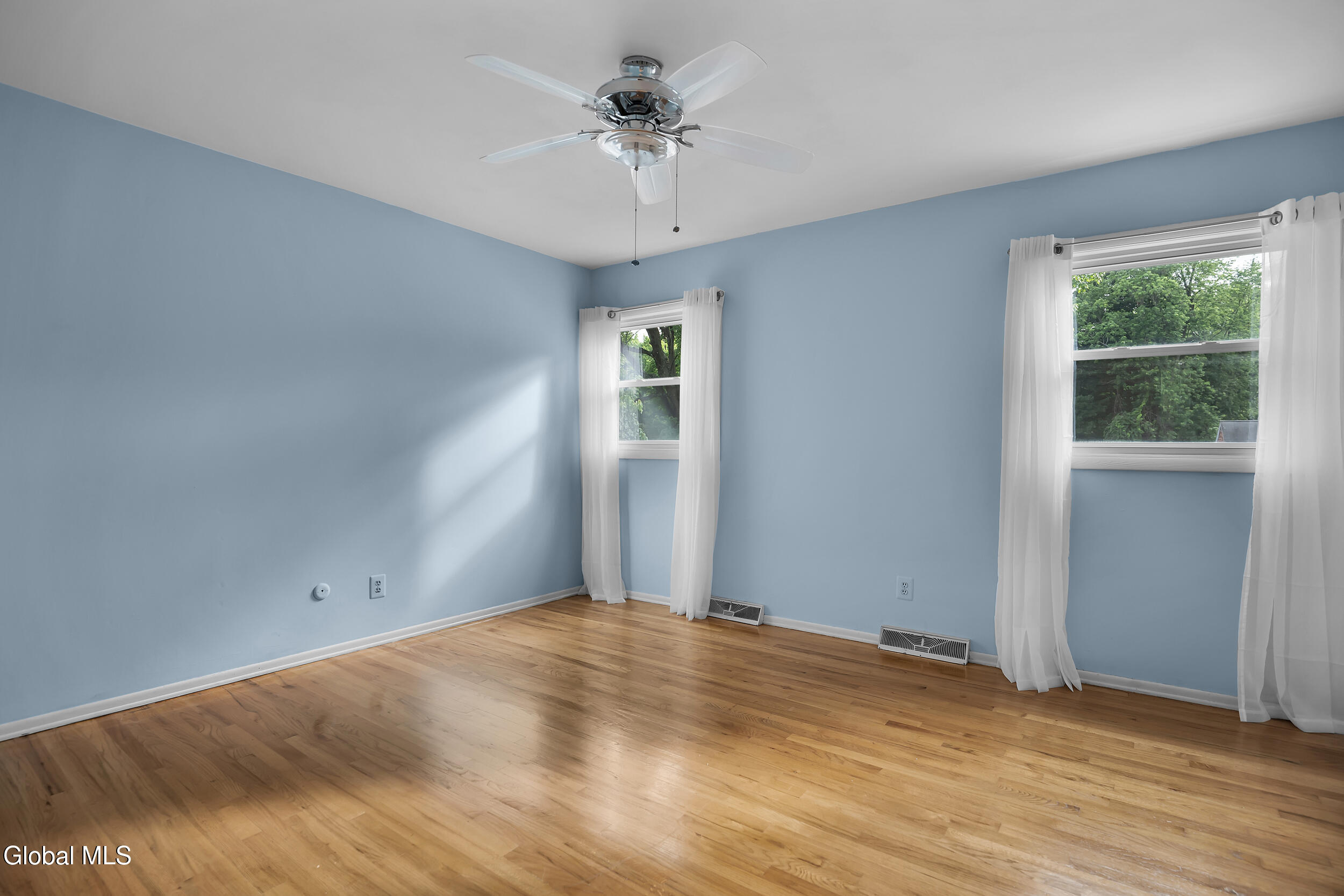 846 Northumberland Drive Schenectady NY 12309