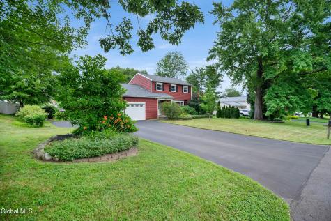 846 Northumberland Drive Schenectady NY 12309