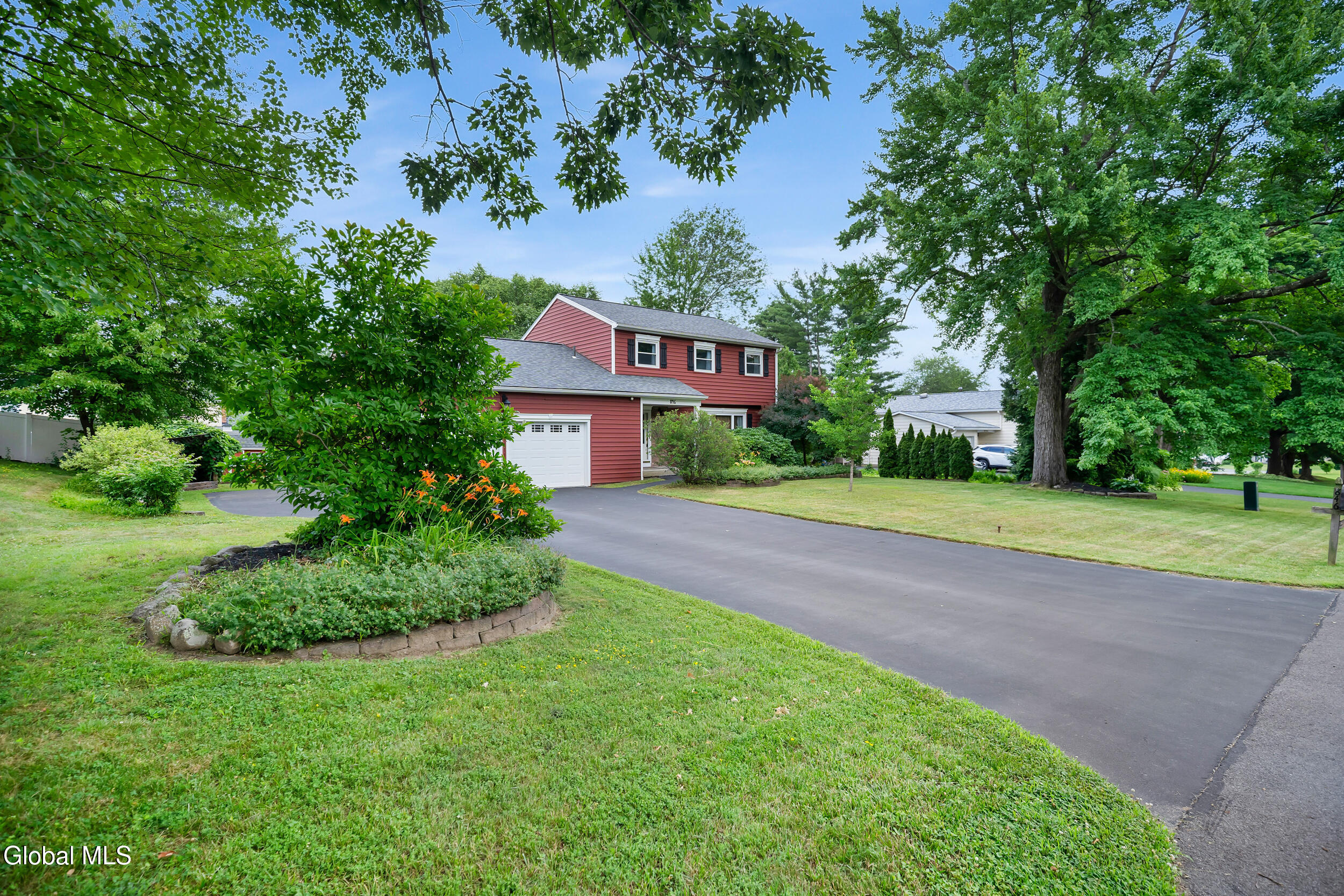 846 Northumberland Drive Schenectady NY 12309