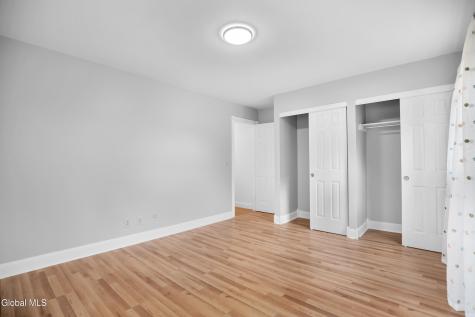 846 Northumberland Drive Schenectady NY 12309