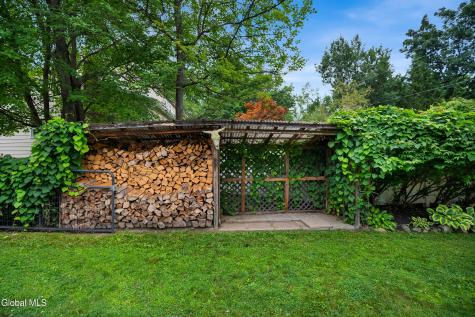 846 Northumberland Drive Schenectady NY 12309