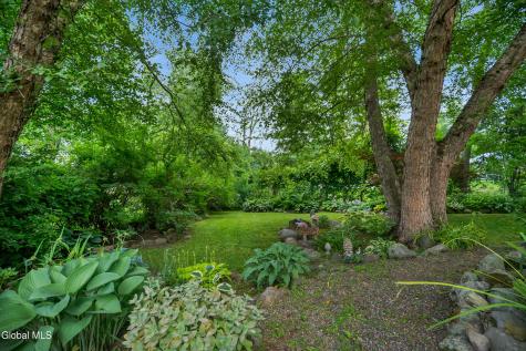 846 Northumberland Drive Schenectady NY 12309