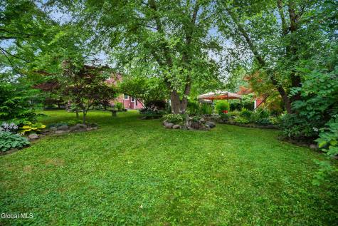 846 Northumberland Drive Schenectady NY 12309