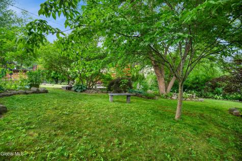 846 Northumberland Drive Schenectady NY 12309