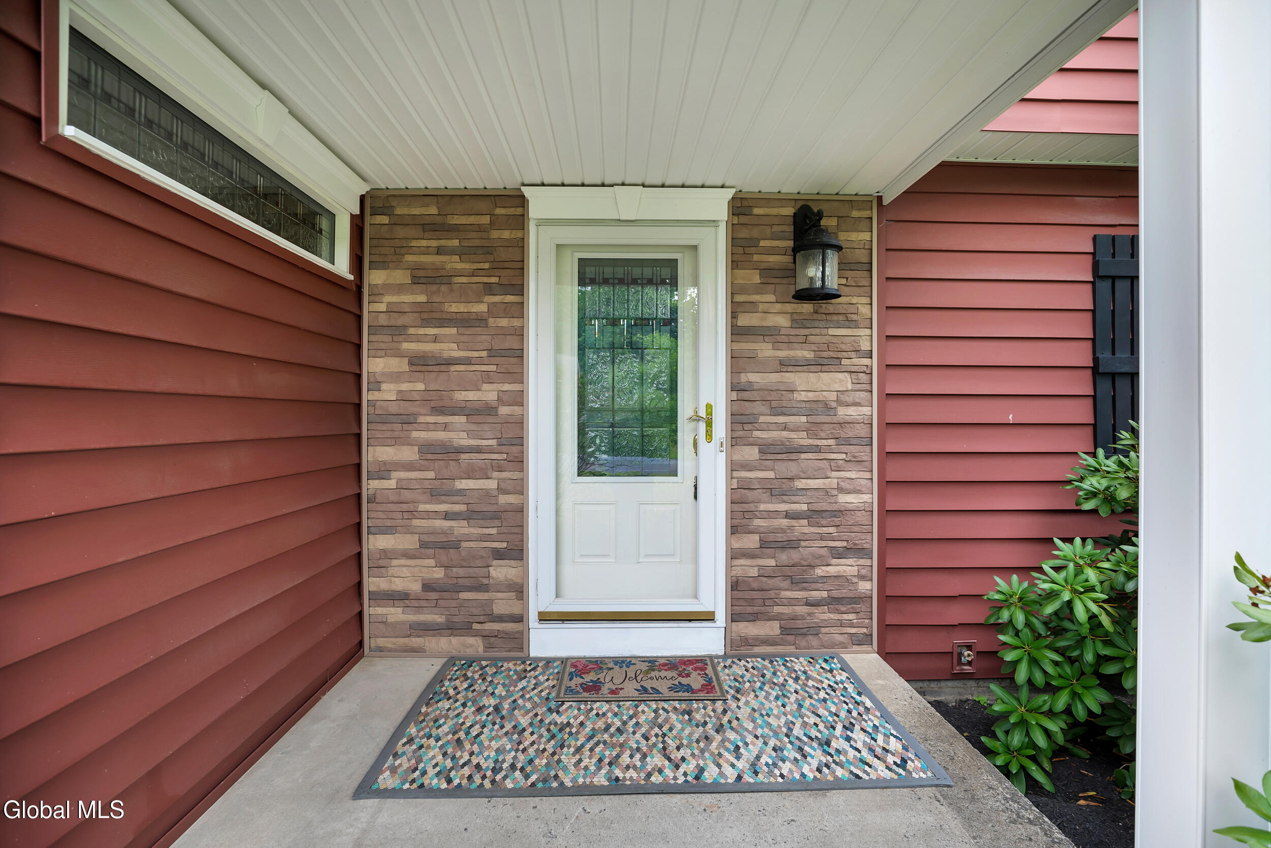 846 Northumberland Drive Schenectady NY 12309