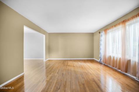 846 Northumberland Drive Schenectady NY 12309
