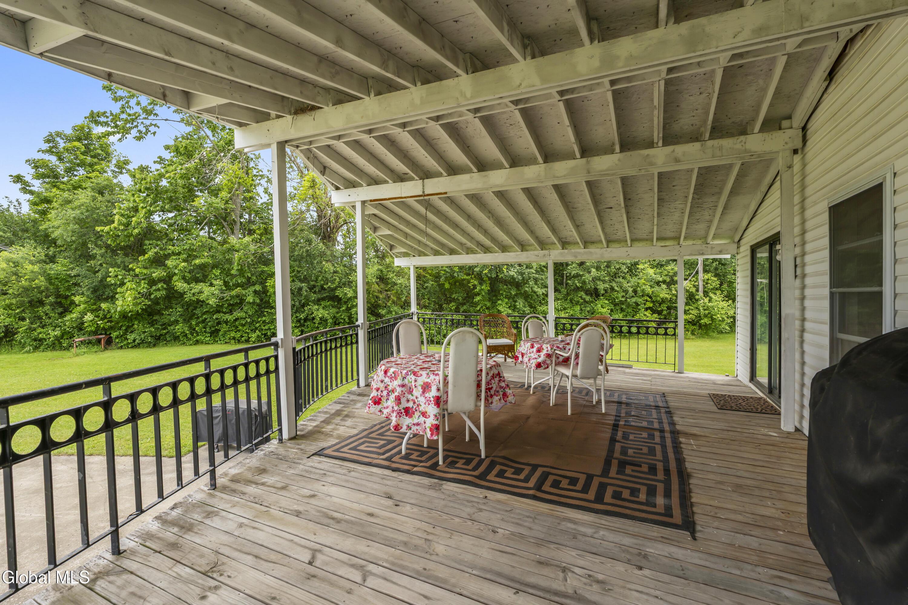 204 Devenpeck Road Sprakers NY 12166