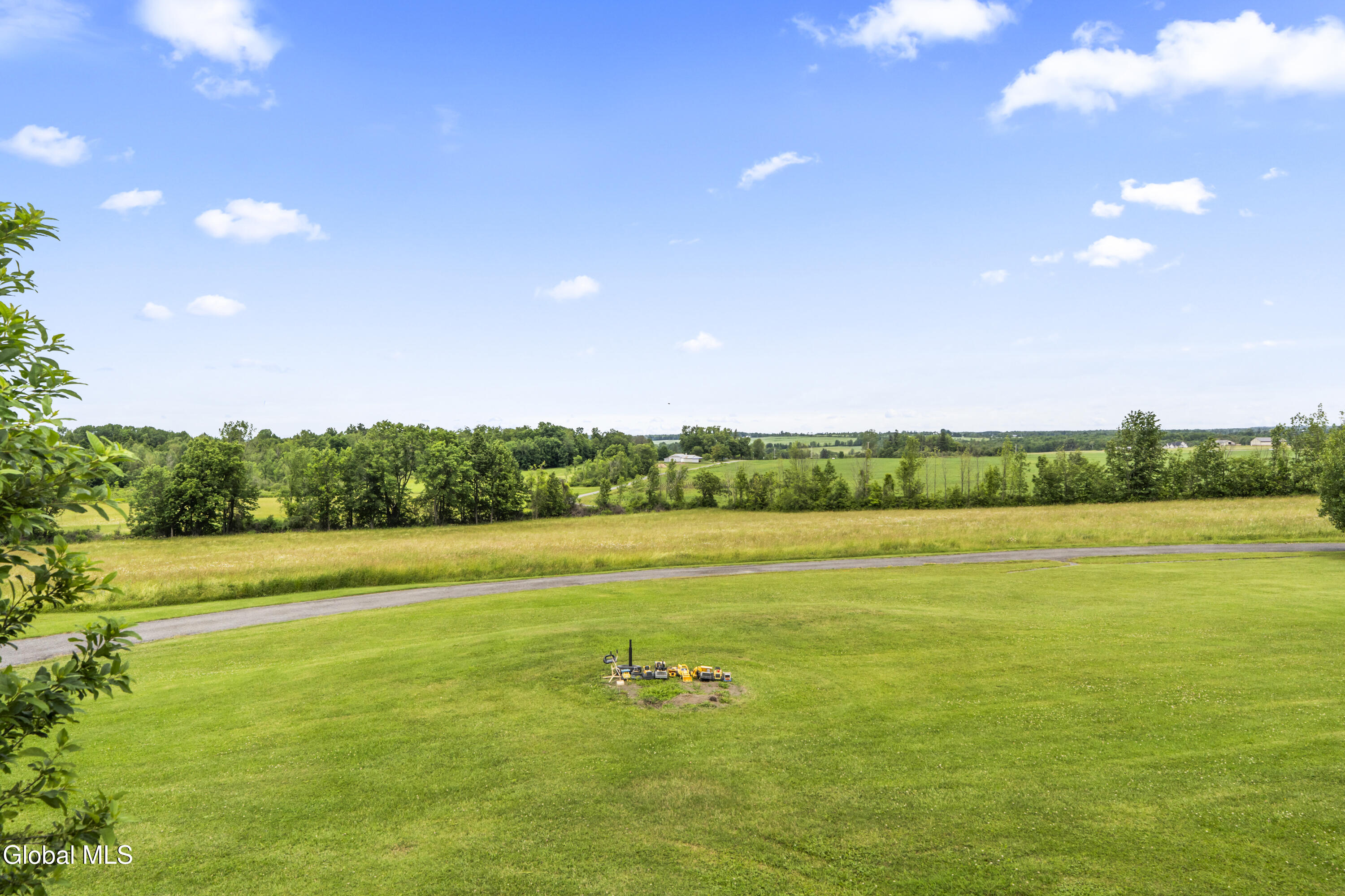 204 Devenpeck Road Sprakers NY 12166