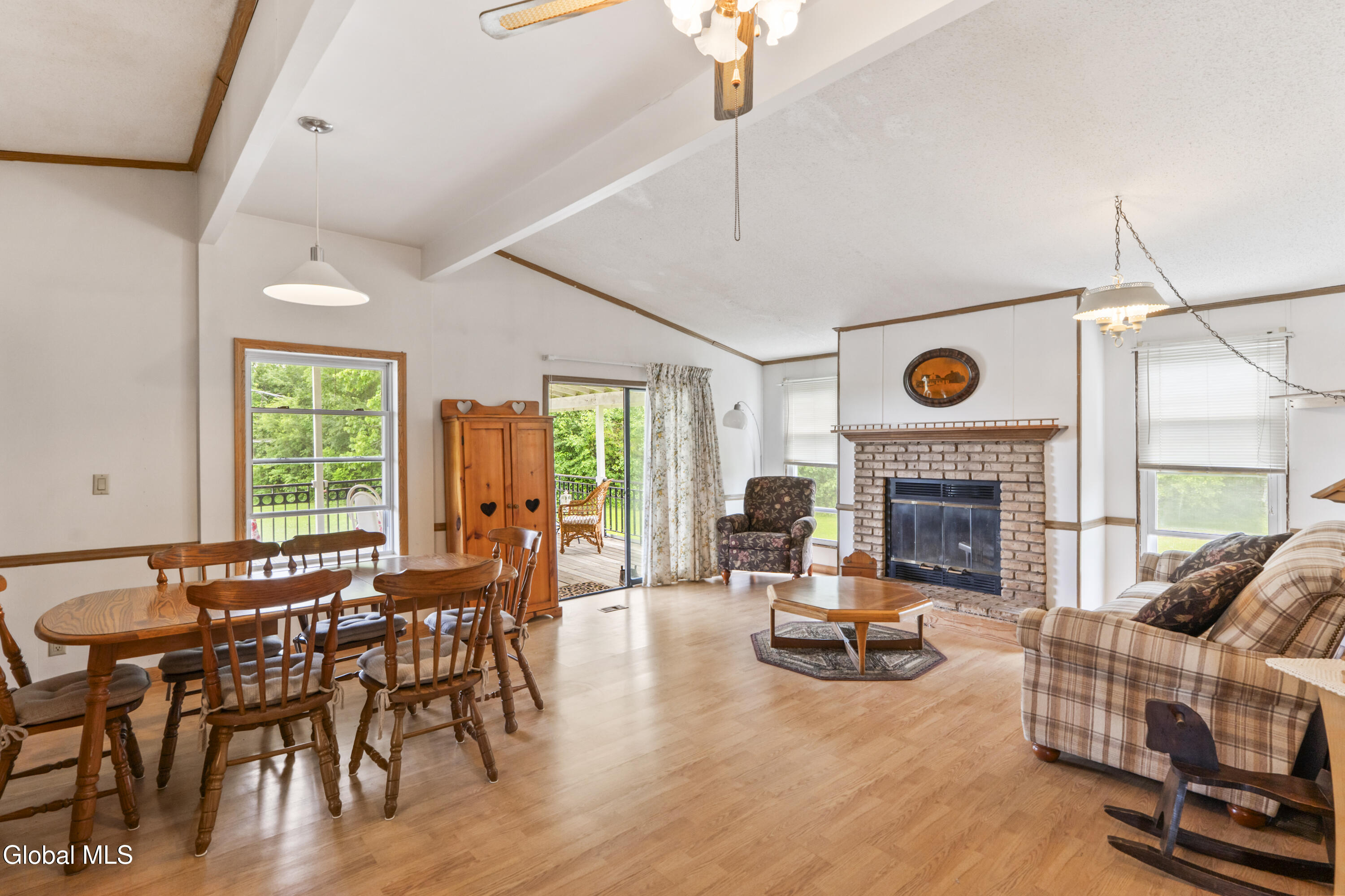 204 Devenpeck Road Sprakers NY 12166