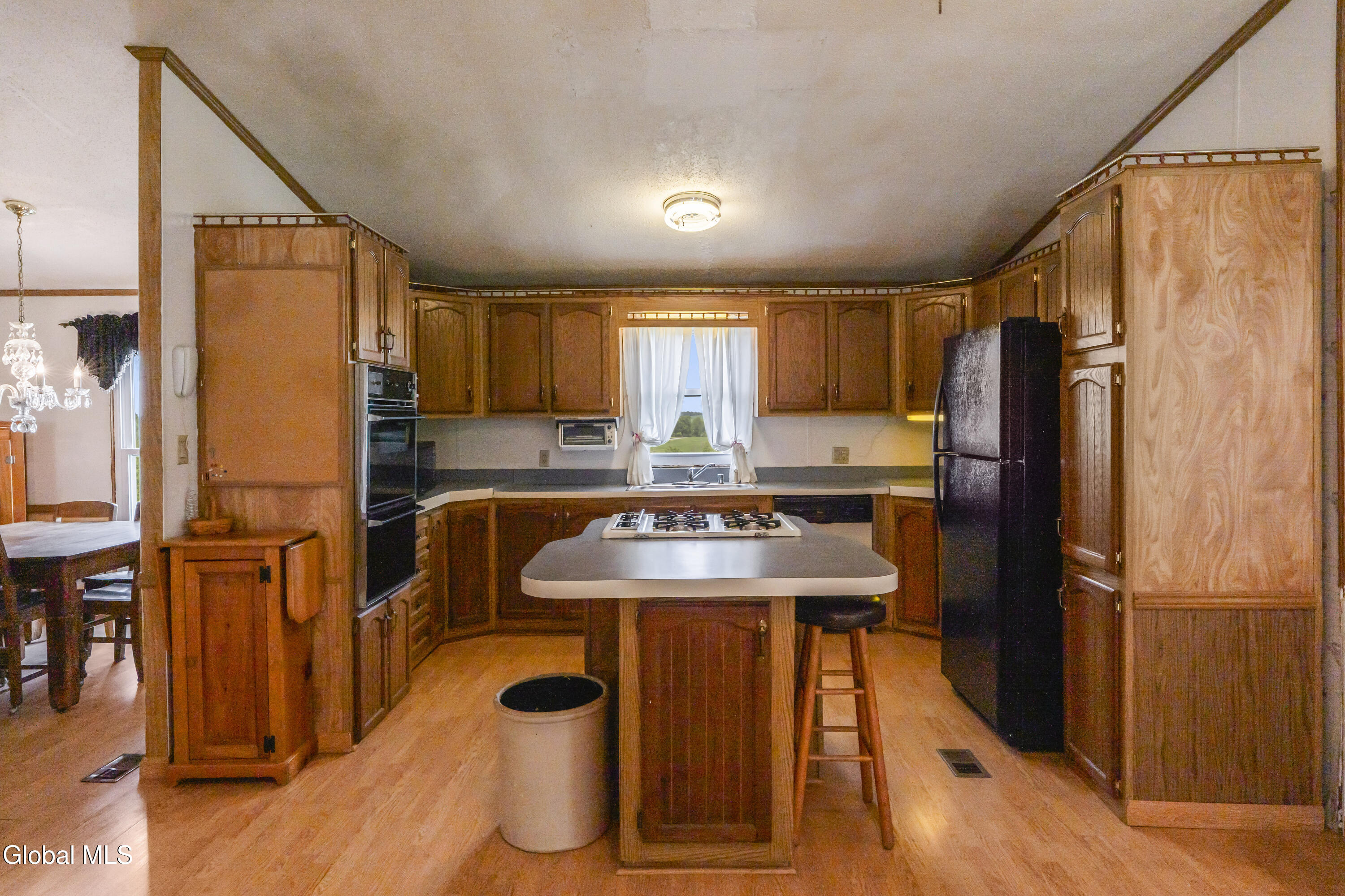 204 Devenpeck Road Sprakers NY 12166