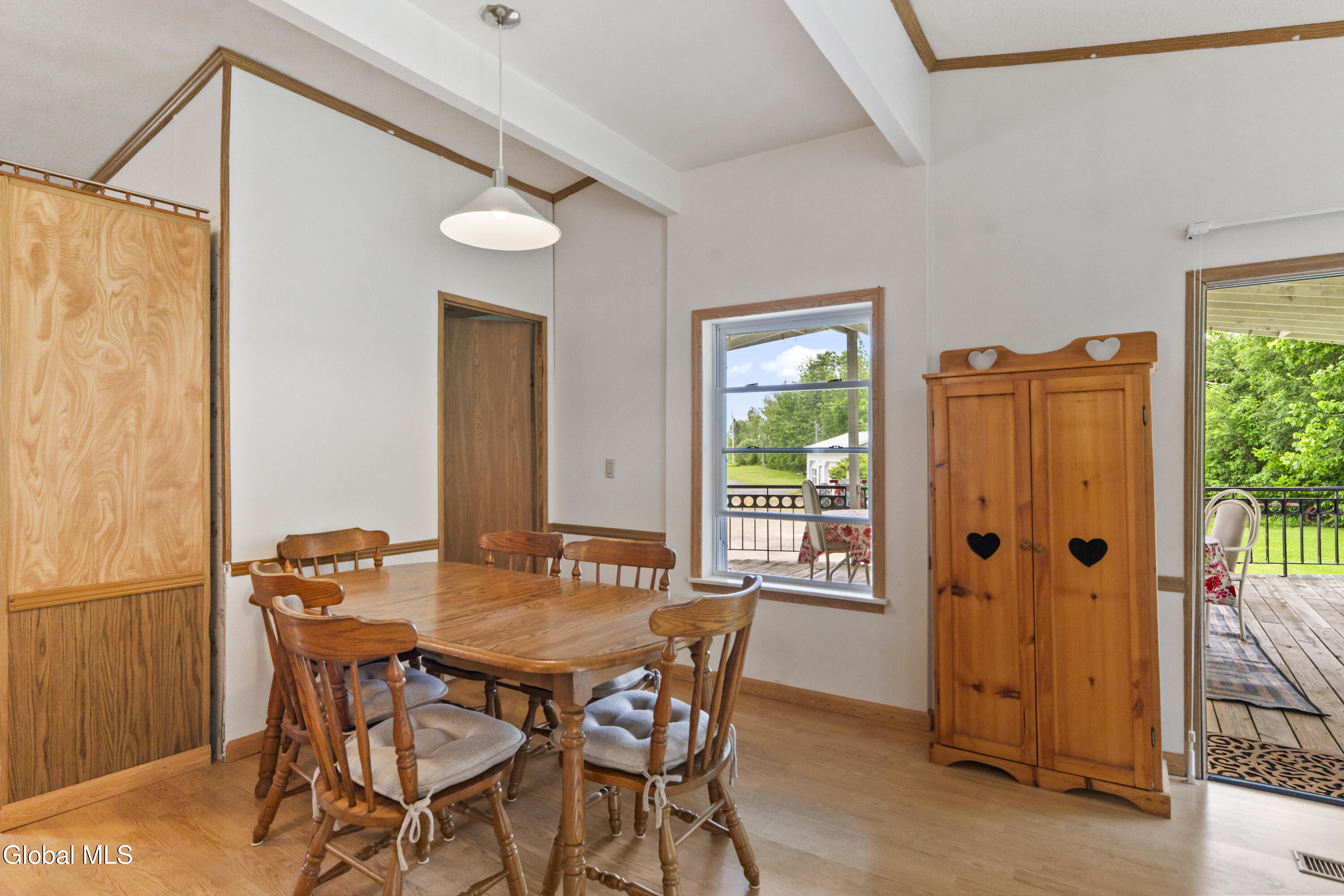 204 Devenpeck Road Sprakers NY 12166