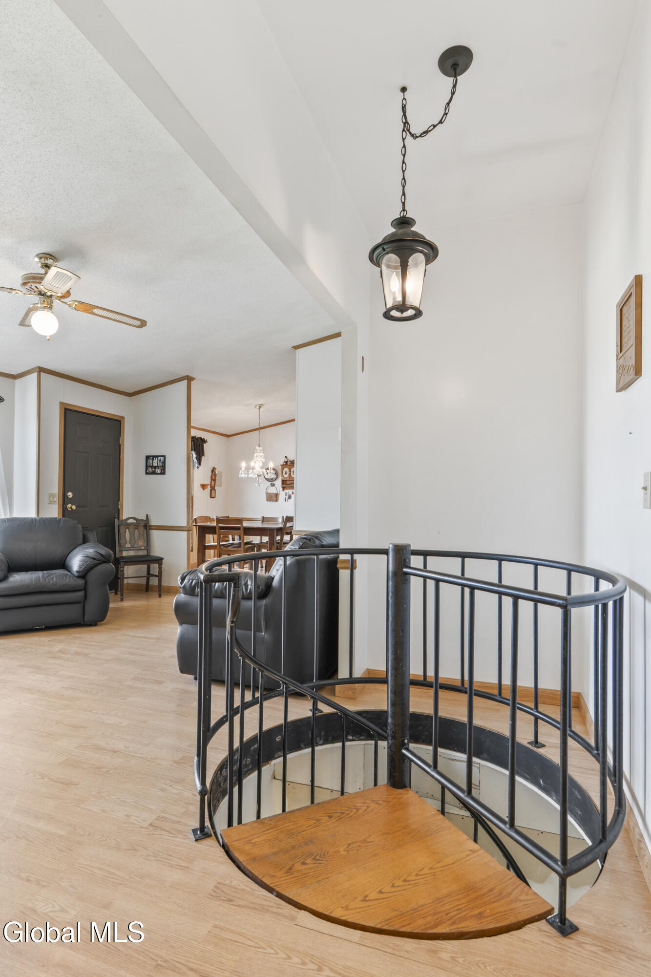 204 Devenpeck Road Sprakers NY 12166