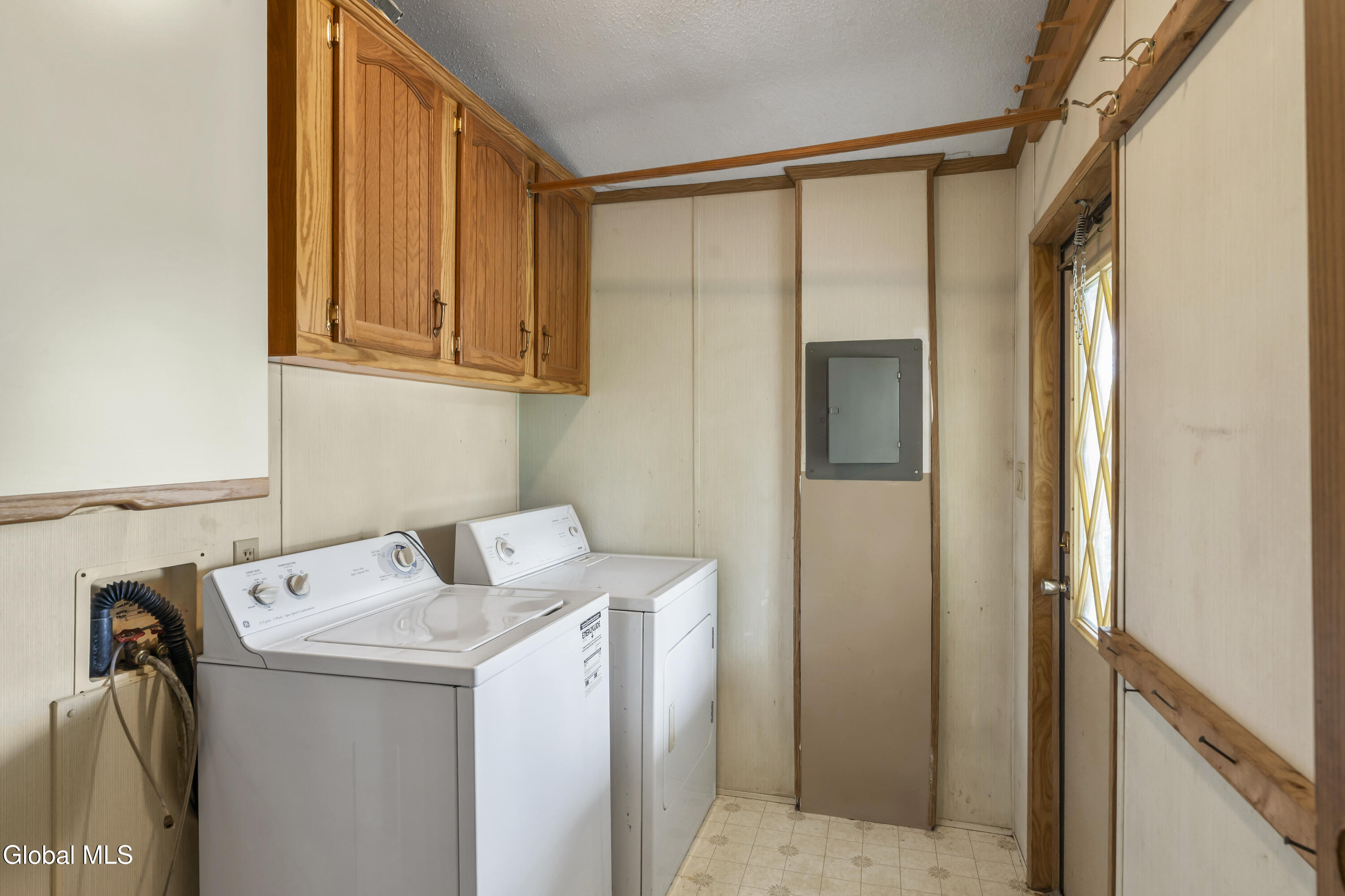 204 Devenpeck Road Sprakers NY 12166