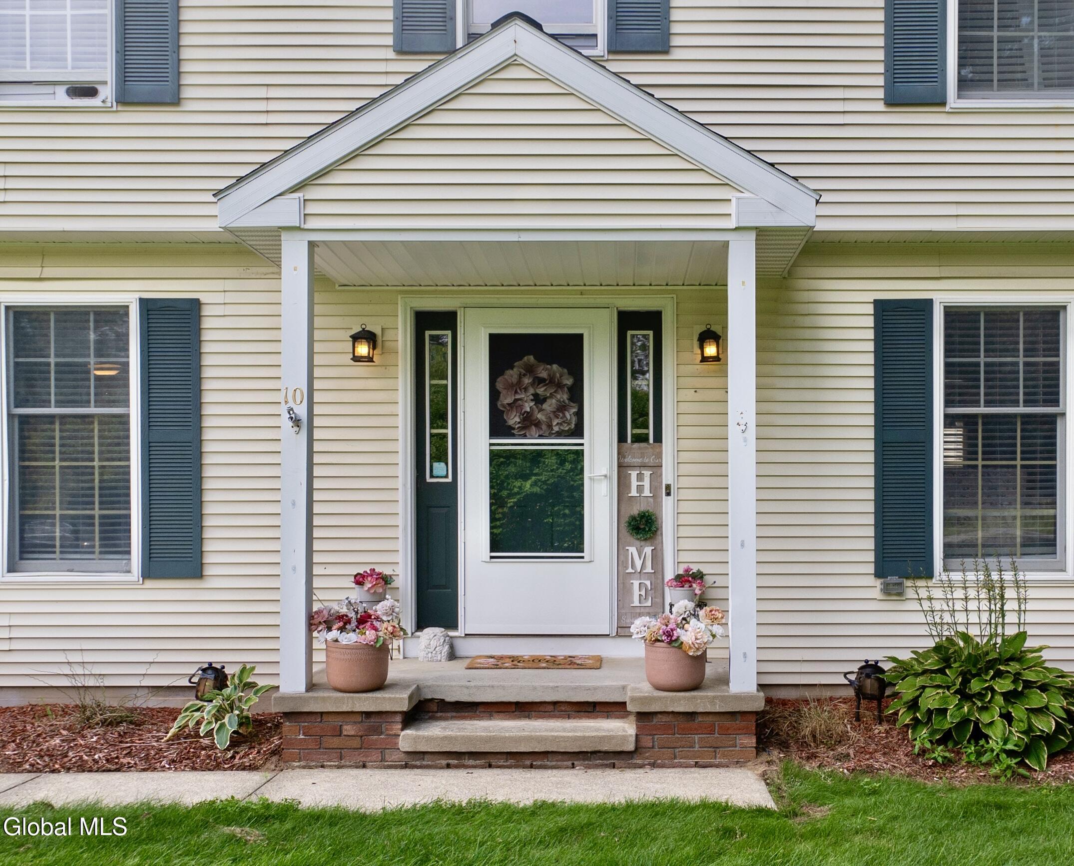 10 Willow Road Queensbury NY 12804