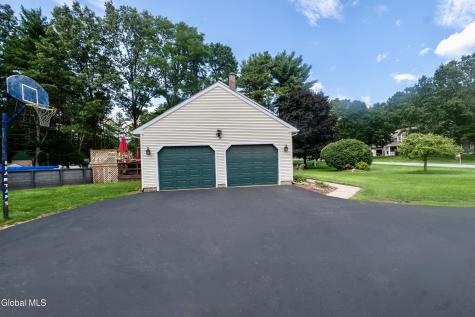 10 Willow Road Queensbury NY 12804