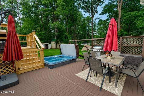 10 Willow Road Queensbury NY 12804