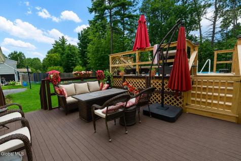 10 Willow Road Queensbury NY 12804