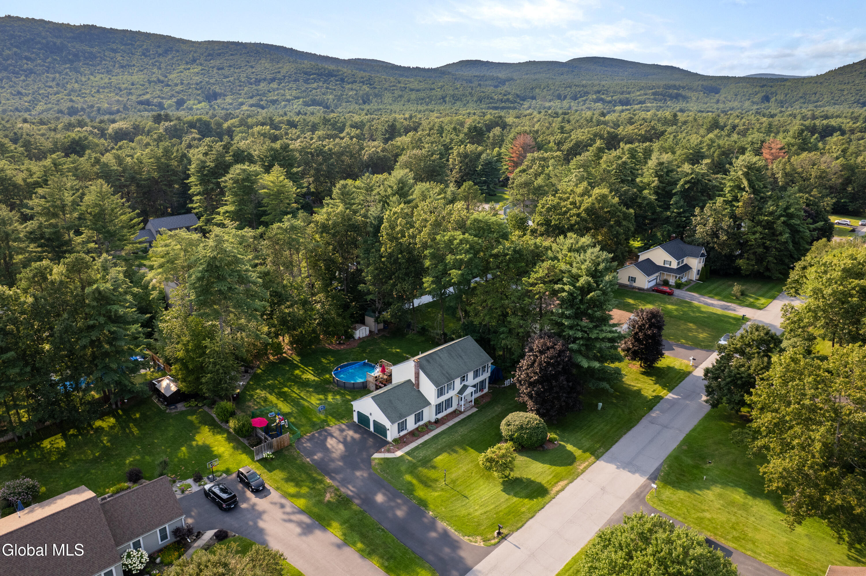 10 Willow Road Queensbury NY 12804