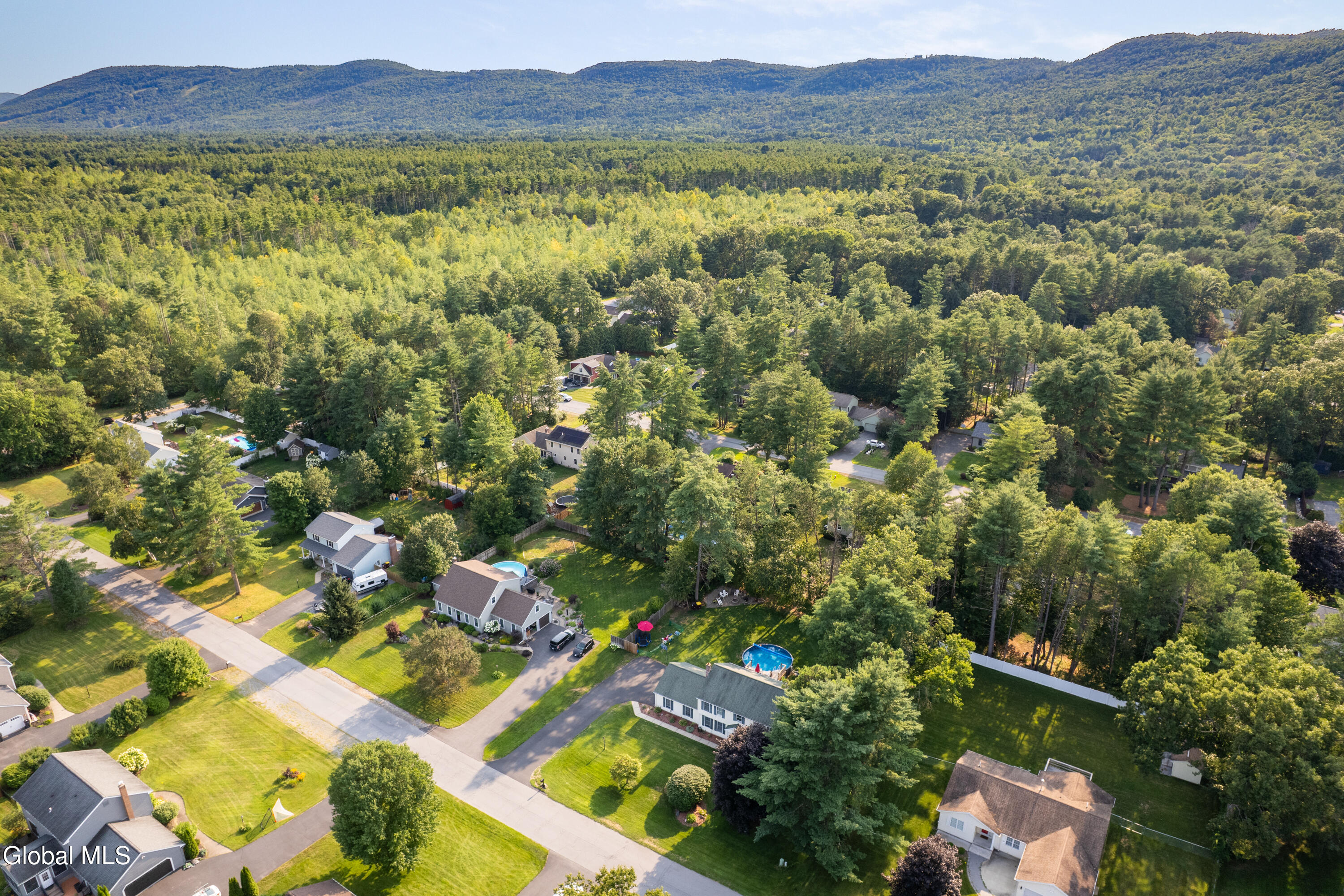 10 Willow Road Queensbury NY 12804