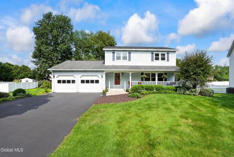 6 Durham Court Schenectady NY 12309