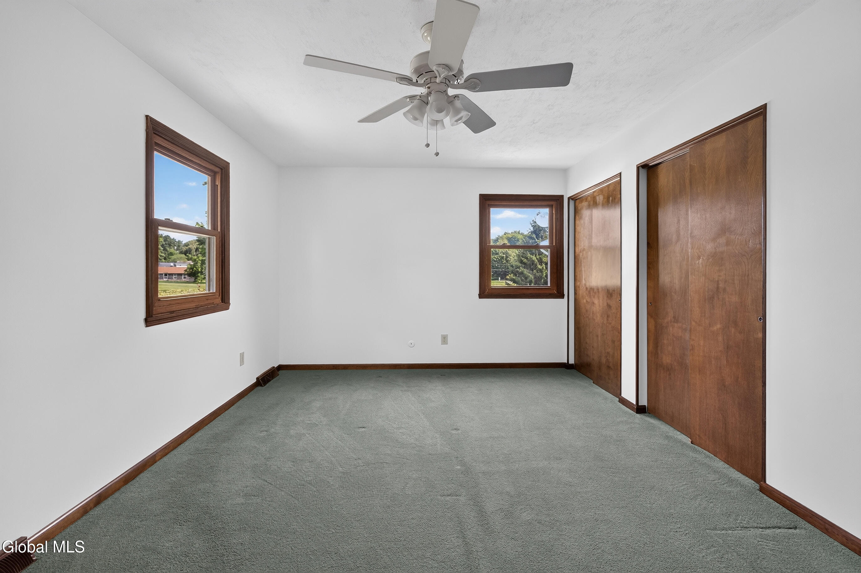 6 Durham Court Schenectady NY 12309