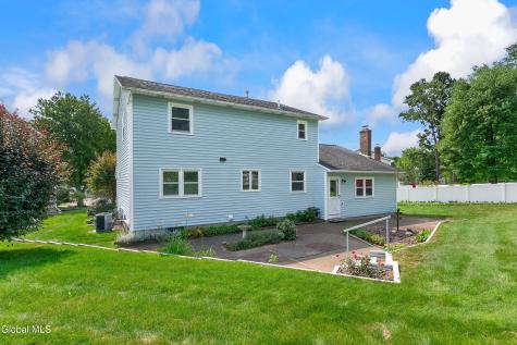 6 Durham Court Schenectady NY 12309