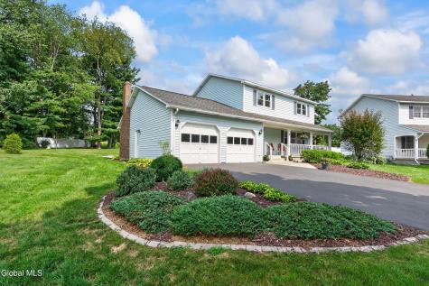 6 Durham Court Schenectady NY 12309
