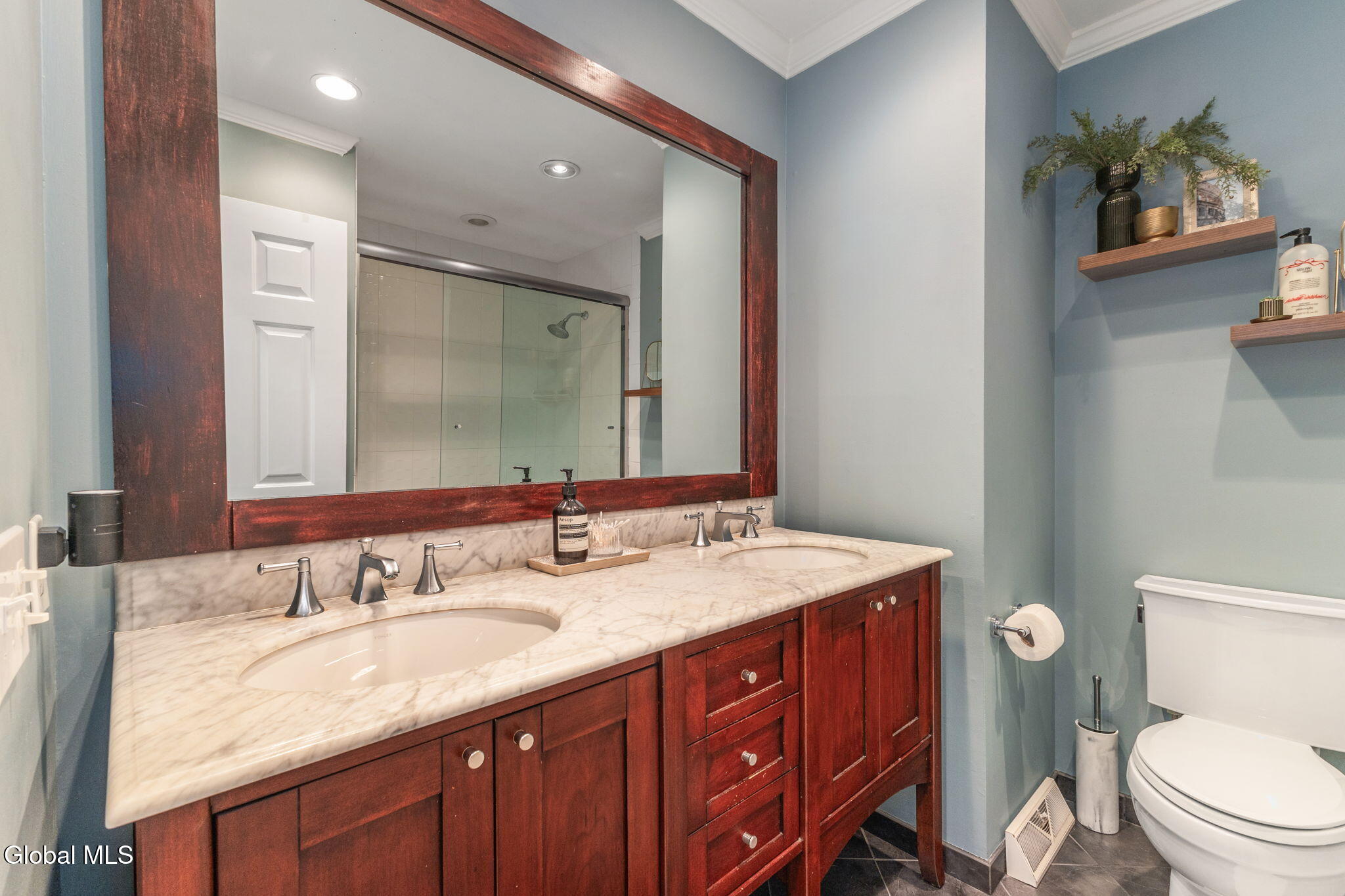 12 Commons Boulevard Halfmoon NY 12065