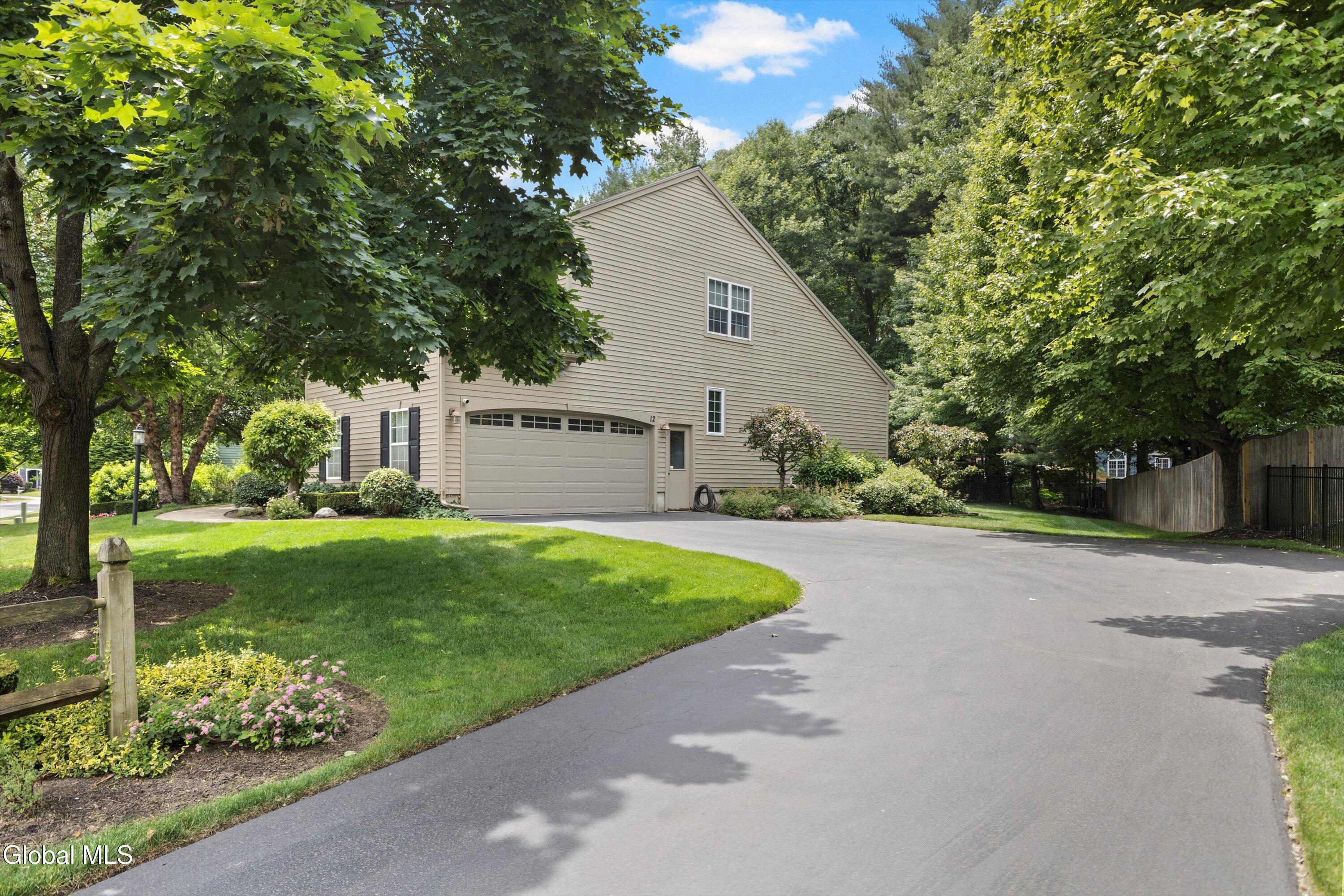 12 Commons Boulevard Halfmoon NY 12065