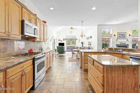 1032 Di Bella Drive Schenectady NY 12303