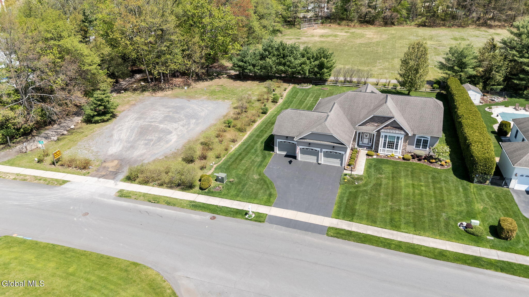 1032 Di Bella Drive Schenectady NY 12303