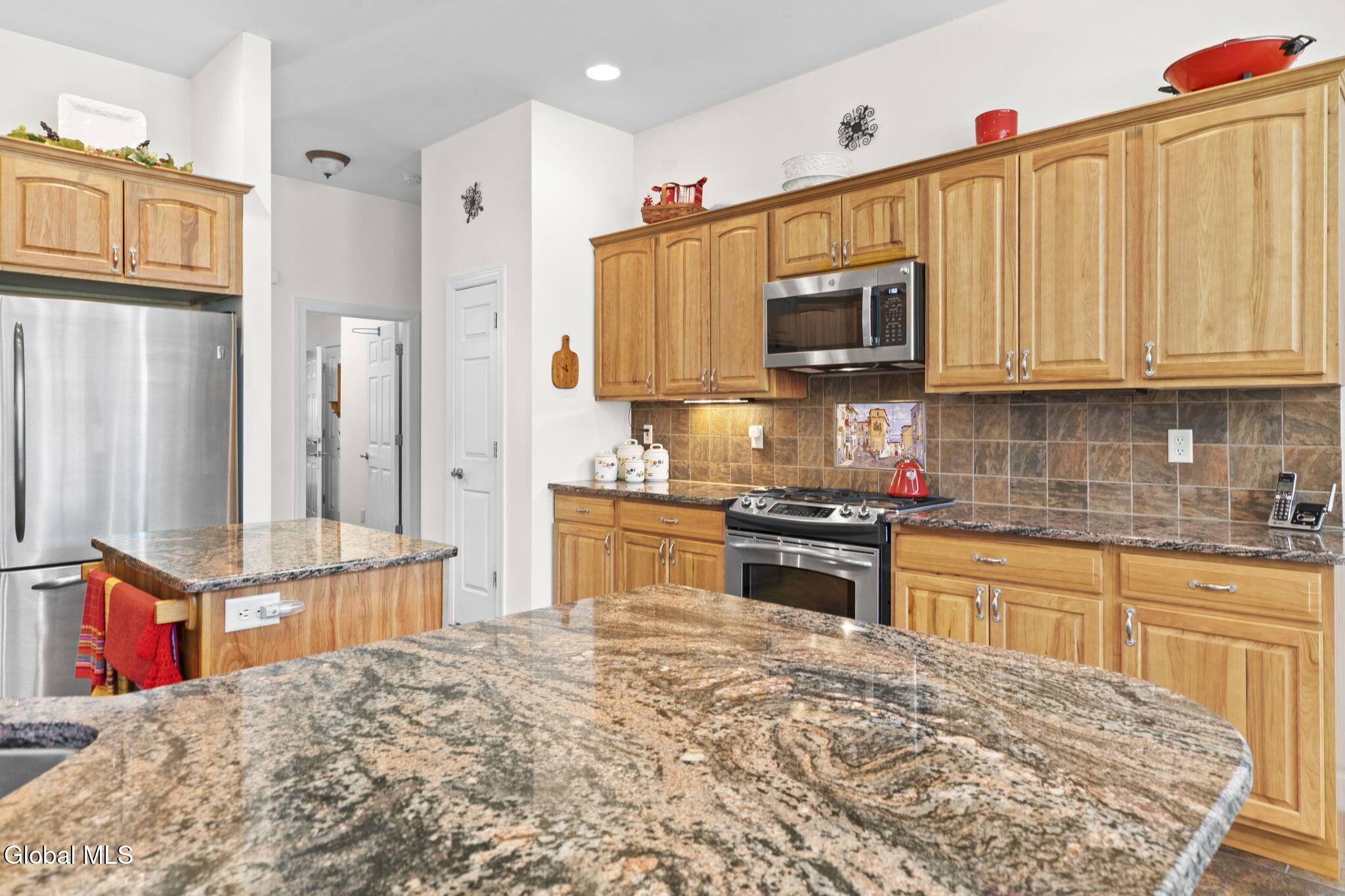 1032 Di Bella Drive Schenectady NY 12303