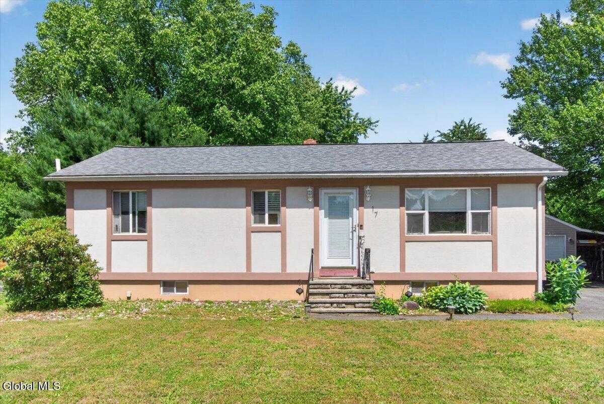 17 Pheasant Court Wynantskill NY 12198
