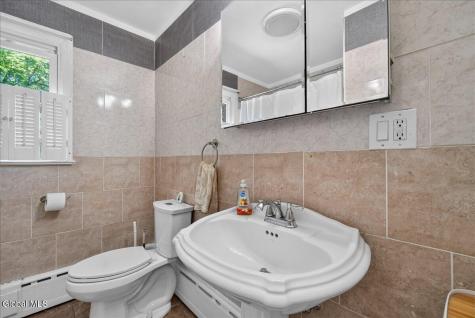 17 Pheasant Court Wynantskill NY 12198