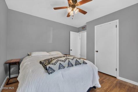 17 Pheasant Court Wynantskill NY 12198