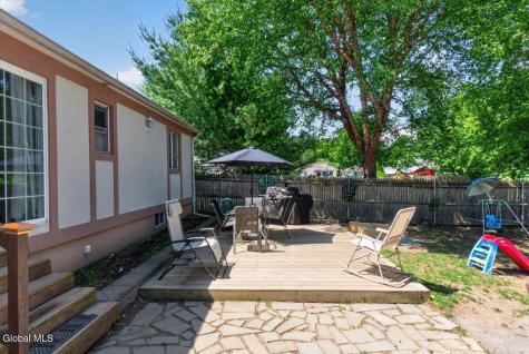 17 Pheasant Court Wynantskill NY 12198