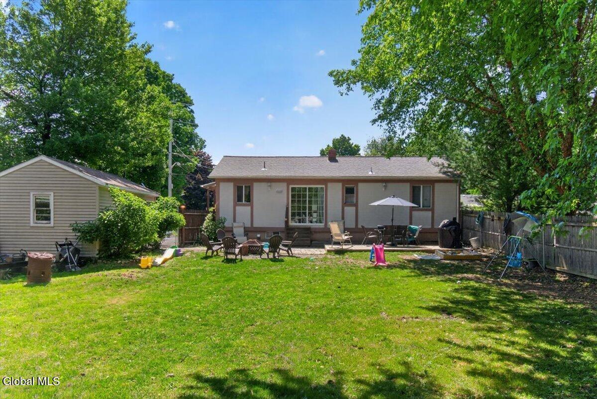 17 Pheasant Court Wynantskill NY 12198