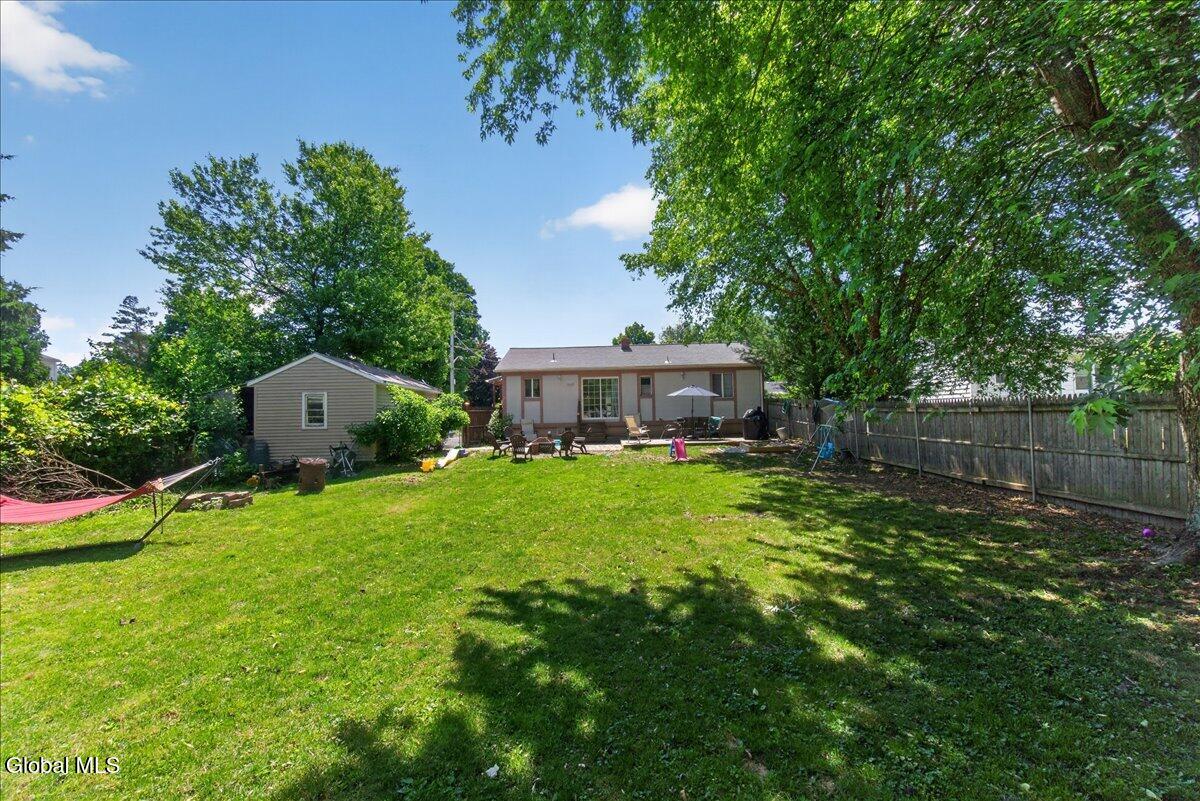 17 Pheasant Court Wynantskill NY 12198