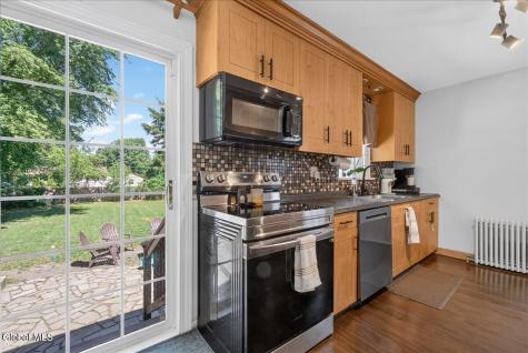 17 Pheasant Court Wynantskill NY 12198