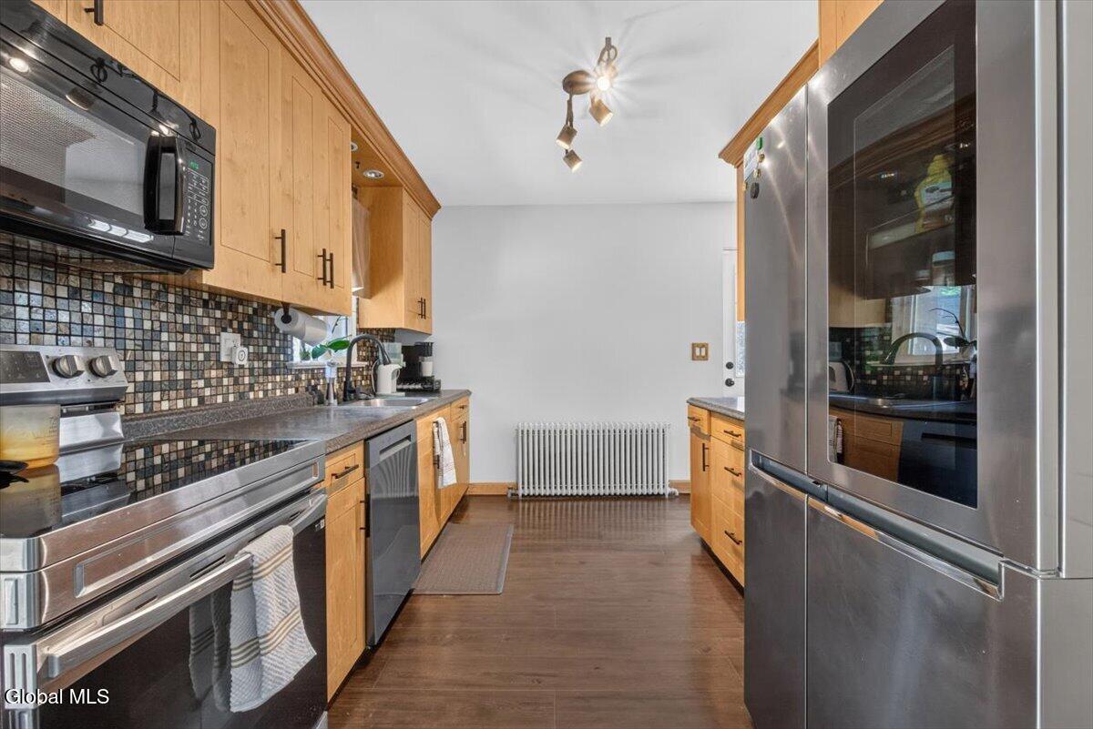 17 Pheasant Court Wynantskill NY 12198