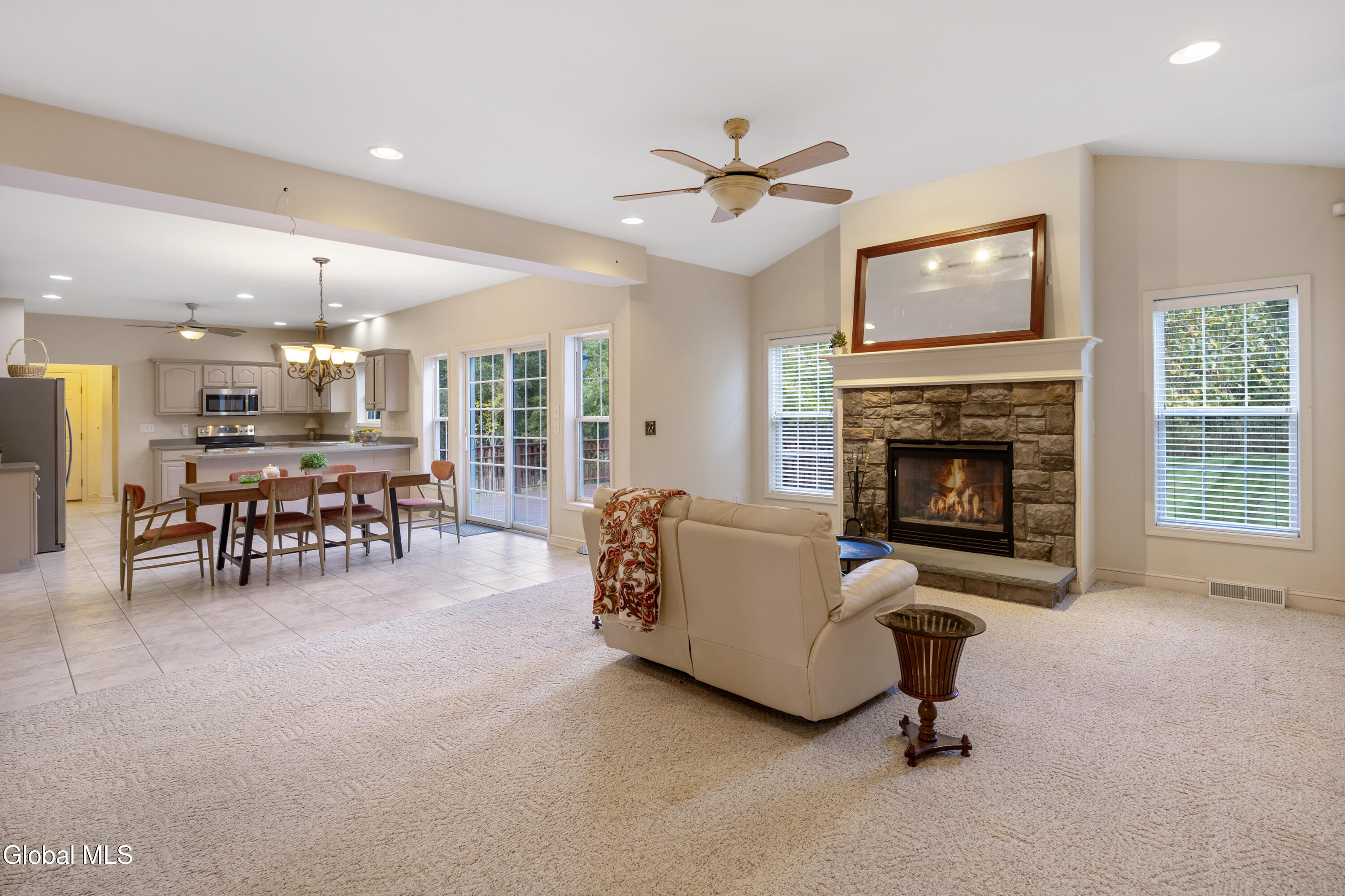 87 Jessica Lane Niskayuna NY 12309