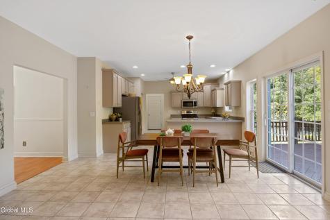 87 Jessica Lane Niskayuna NY 12309